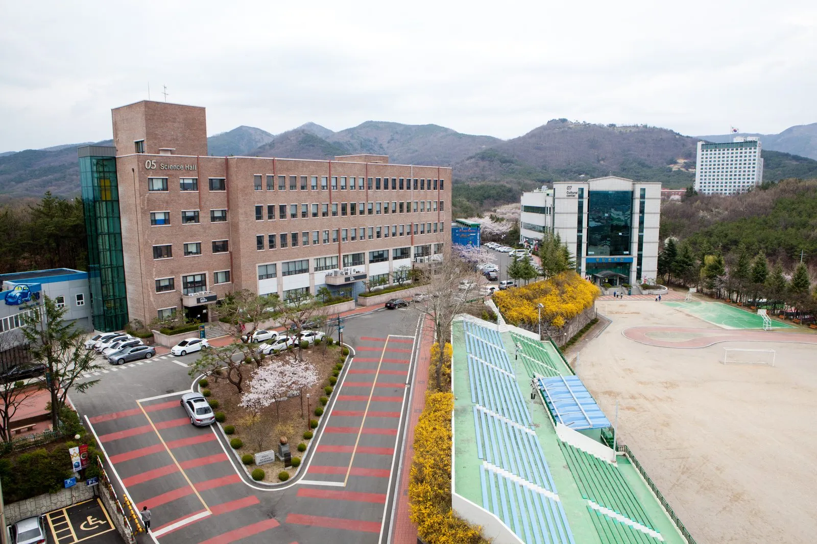 Khuôn viên Hosan University