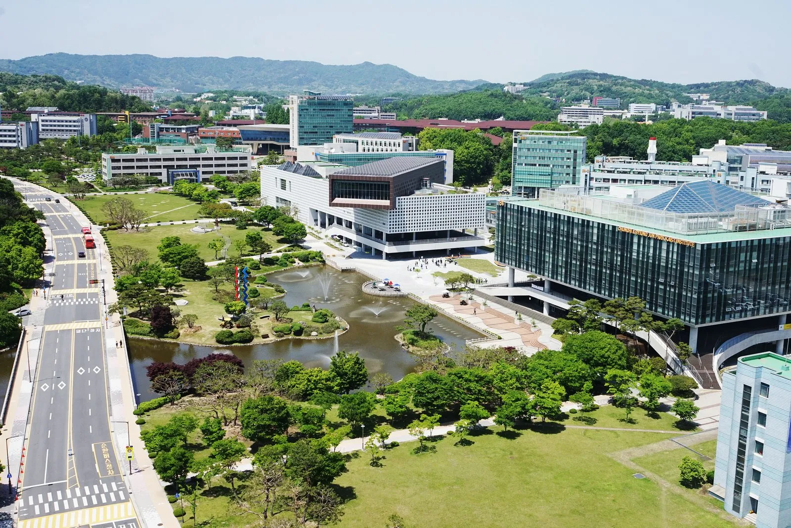 Khuôn viên KAIST (Korea Advanced Institute of Science and Technology)