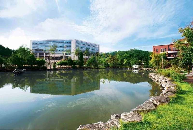 Khuôn viên KANGWON NATIONAL UNIVERSITY(Gangneung)