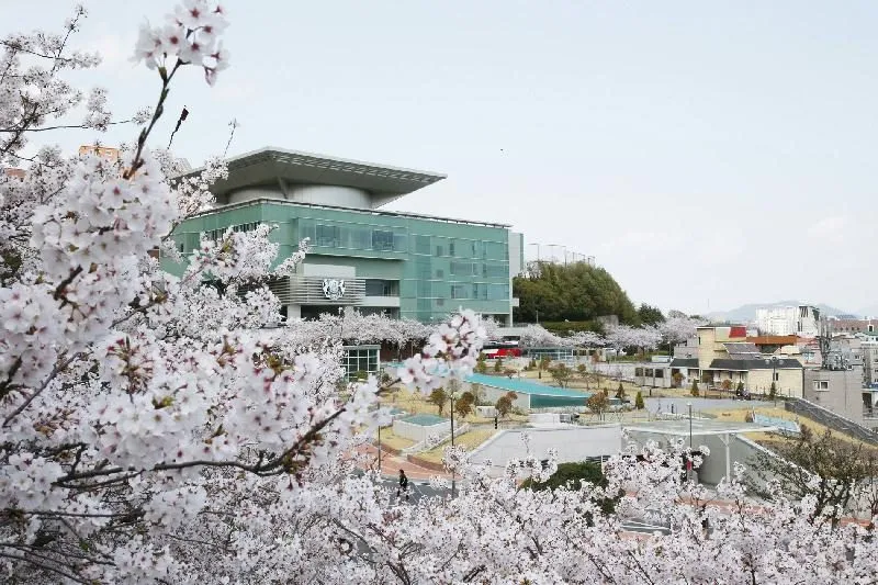 Khuôn viên Kyungnam University